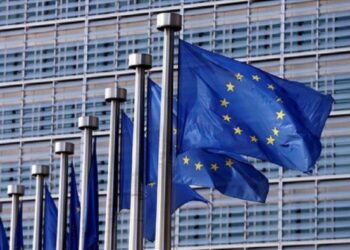 «Πράσινο φως» από το ΕΚ στην Ουκρανία για πλήγματα με δυτικά όπλα στη Ρωσία