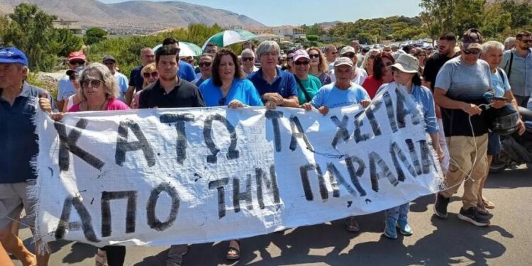 Δήμος Σαρωνικού: Η διεκδίκηση για τις παραλίες συνεχίζεται