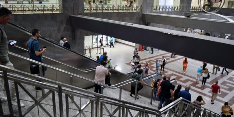 Μετρό: Από ποιους σταθμούς ξεκινά το WiFi – Έρχεται σήμα 5G από το τέλος της χρονιάς