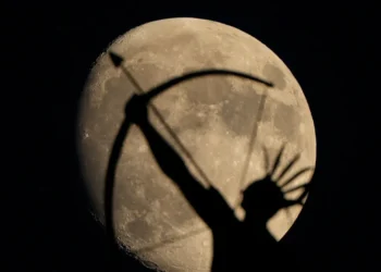 Πανσέληνος Οκτωβρίου 2024: Πότε θα δούμε το φεγγάρι του Κυνηγού