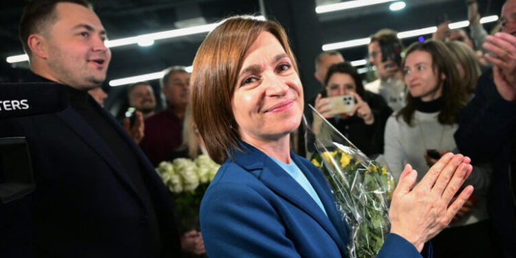 Eκλογές στη Μολδαβία: Η φιλοευρωπαία Σάντου πανηγυρίζει τη νίκη της