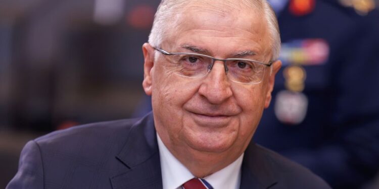 Τι απαντά το ελληνικό υπ. Άμυνας στη νέα επιθετική ρητορική του Γιασάρ Γκιουλέρ