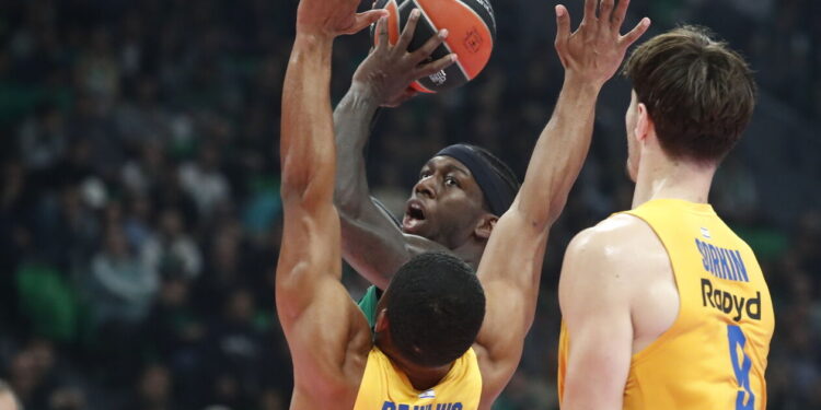 Euroleague: Ο Παναθηναϊκός κέρδισε με 93-87 τη Μακάμπι Τελ Αβίβ στο ΟΑΚΑ