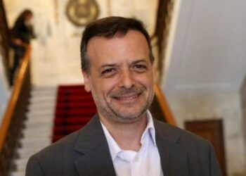 Χάρης Δούκας: «Οι δήμαρχοι δεν θα πρέπει να είμαστε επαίτες…!»