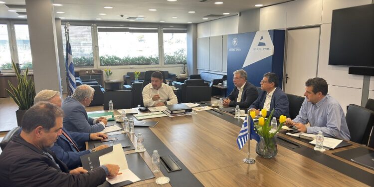 Νίκος Χαρδαλιάς: «Ενισχύουμε τη στρατηγική συνεργασία ανάπτυξης και αναβάθμισης των δήμων Καλλιθέας και Μοσχάτου – Ταύρου»