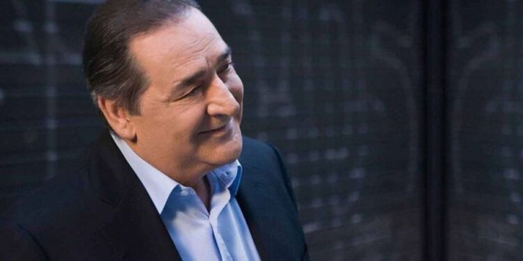 Βασίλης Καρράς: Ποιοί θα τραγουδήσουν στη συναυλία αφιέρωμα