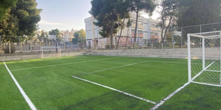 Γήπεδο 5×5 «στολίδι» απέκτησε το Γυμνάσιο Λυκόβρυσης