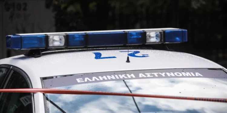 Αστυνομικός Βουλής: Γιατί δεν είχε απομακρυνθεί νωρίτερα – Τι λέει η ΕΛ.ΑΣ.