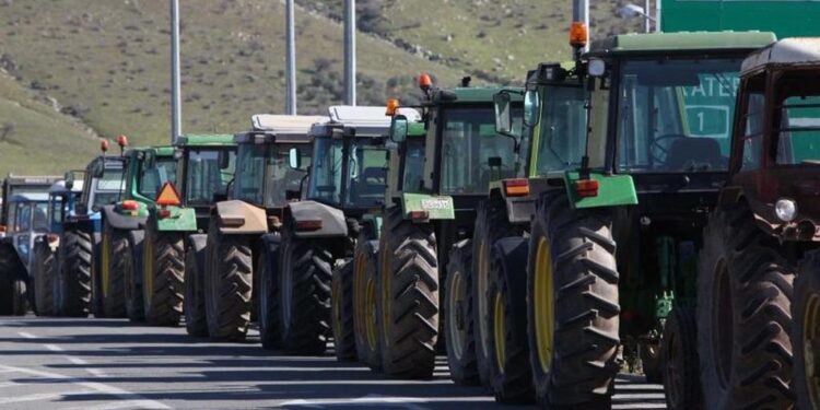 Σε κινητοποιήσεις προσανατολίζονται οι αγρότες τον Ιανουάριο