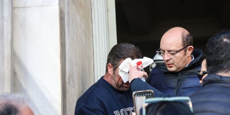 Οργή στο Ηράκλειο για την κακοποίηση του 3χρονου αγοριού – Απολογούνται η μητέρα και ο σύντροφός της