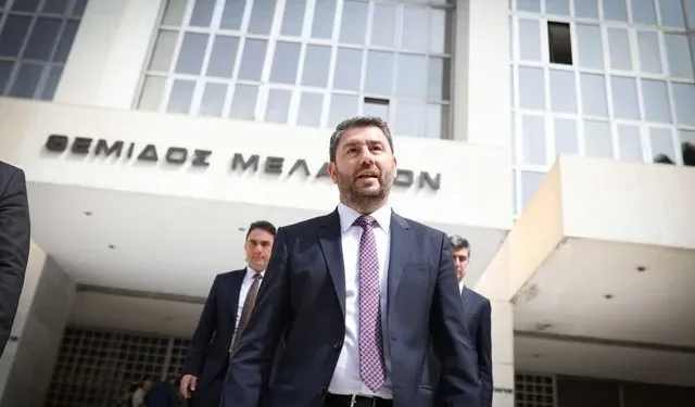 Υποκλοπές: Στο αρχείο οι μηνύσεις Ανδρουλάκη – Κουκάκη