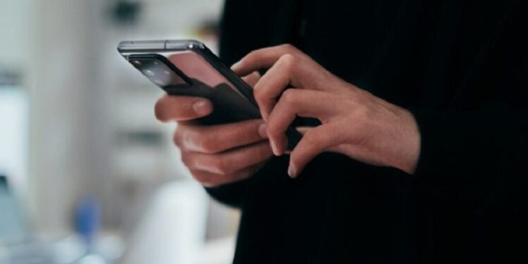 Έρχεται το myDATAapp για την έκδοση τιμολογίων και αποδείξεων από το κινητό τηλέφωνο