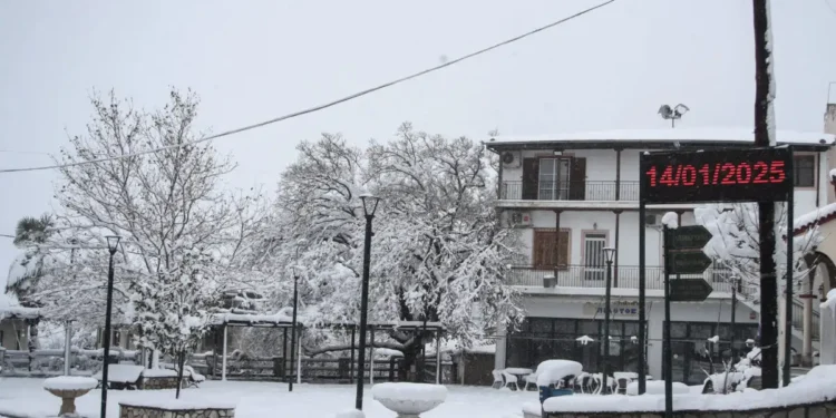Επικαιροποίηση του έκτακτου δελτίου της ΕΜΥ: Θα συνεχιστούν και σήμερα τα έντονα φαινόμενα – Έως την Παρασκευή ο παγετός