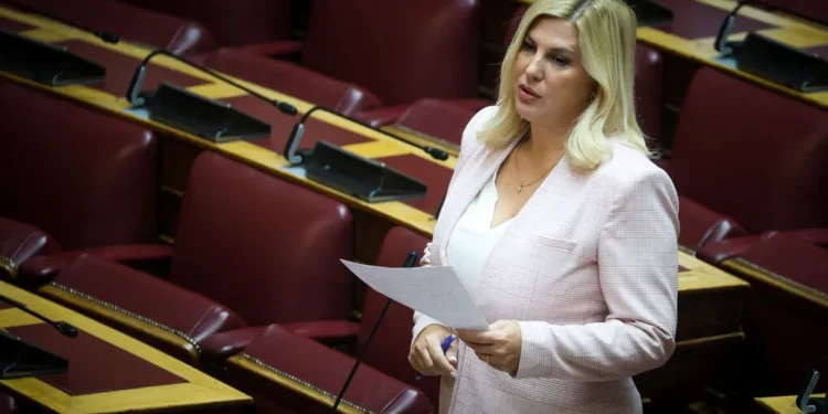 Επισημοποιείται το φλερτ Θρασκιά με το ΠΑΣΟΚ-Συνάντηση σήμερα με Ανδρουλάκη