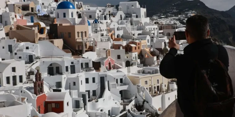 Παπαζάχος: Μέχρι και το καλοκαίρι θα συνεχιστούν οι σεισμοί – Μην παρασυρόμαστε από μικρές υφέσεις