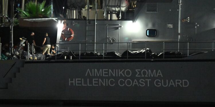Ναυάγιο στην Πύλο: Σοβαρές παραλείψεις καταλογίζει στο Λιμενικό ο Συνήγορος του Πολίτη