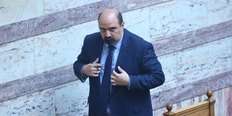 ΠΑΣΟΚ: Πρόταση για σύσταση προανακριτικής επιτροπής για τον Χρ. Τριαντόπουλο
