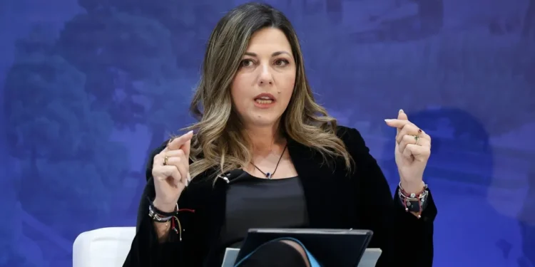 Ζαχαράκη: Τον Απρίλιο έρχεται νέα κλήρωση για το πρόγραμμα του Προσωπικού Βοηθού