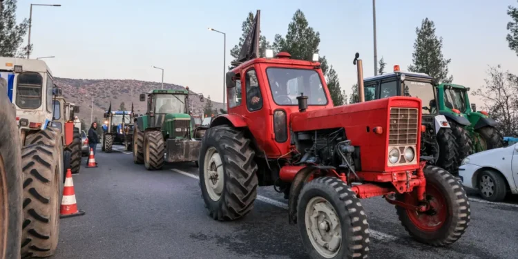 Ραντεβού αγροτών – κυβέρνησης και ώρα αποφάσεων για τις κινητοποιήσεις