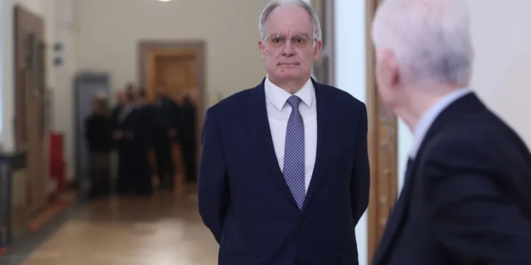 Τασούλας μετά την εκλογή του: Βαριά η ευθύνη – Χρειάζονται λύσεις ευρύτερης αποδοχής