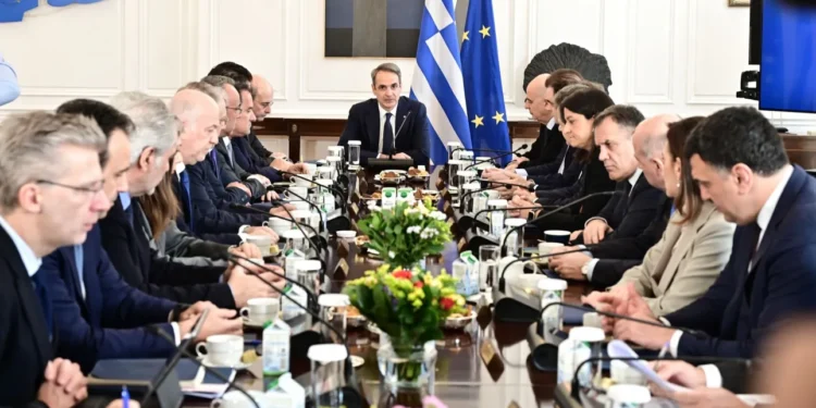 Μητσοτάκης: Κύκλοι προσπαθούν να μετατρέψουν την οδύνη σε πολιτική αποσταθεροποίηση