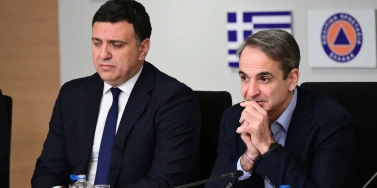 Αυτοψία Μητσοτάκη, Κικίλια, Συνολάκη στη Σαντορίνη – Έκτακτο σχέδιο μεταφοράς γιατρών με ελικόπτερο