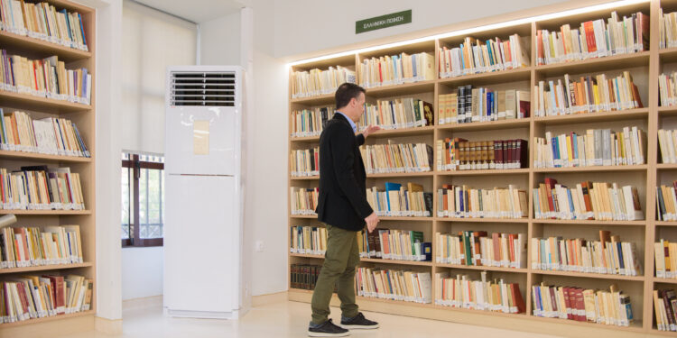 Δήμος Αθηναίων: Επαναλειτουργεί η Δημοτική Βιβλιοθήκη