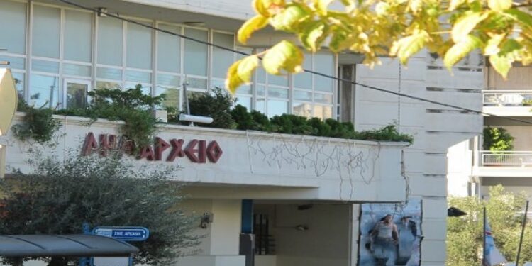 Δήμος Βύρωνα: Οι εργαζόμενοι καταγγέλλουν προκλητική και απαράδεκτη επίθεση εναντίον τους