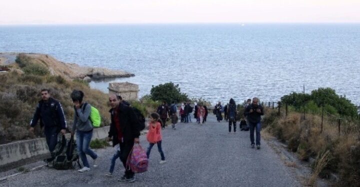 Υπουργείο Μετανάστευσης και Ασύλου: Αποσυμφόρηση στις δομές