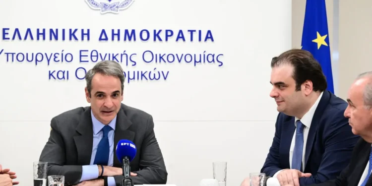 Μητσοτάκης από Υπουργείο Οικονομικών: Η πάταξη της φοροδιαφυγής θα φέρει μείωση φόρων