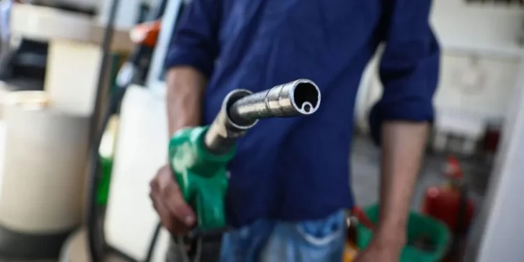 Στις 45 οι συλλήψεις για «πειραγμένες» αντλίες και λαθρεμπόριο καυσίμων – Συνεχείς έλεγχοι