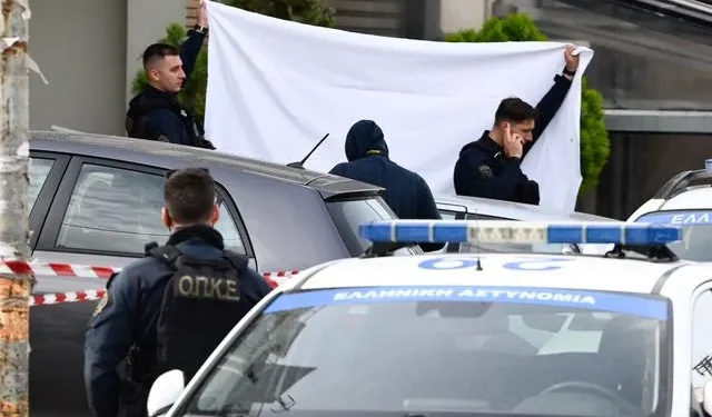 Ζωγράφου: Ζευγάρι έπεσε από το μπαλκόνι 3ου ορόφου και σκοτώθηκε