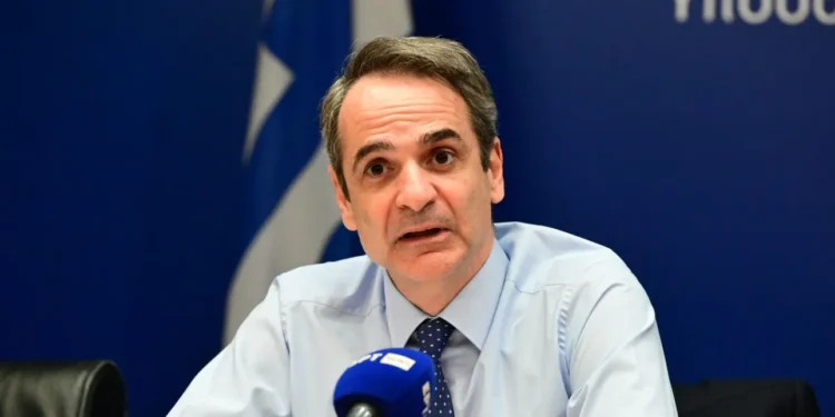 Στη Γενική Αστυνομική Διεύθυνση Αττικής ο Κυριάκος Μητσοτάκης
