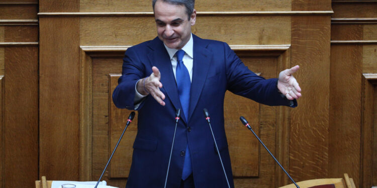 Μητσοτάκης: Πυρά κατά πάντων στη Βουλή – «Να ανέβει ψηλότερα η Ελλάδα» το μήνυμα των συλλαλητηρίων