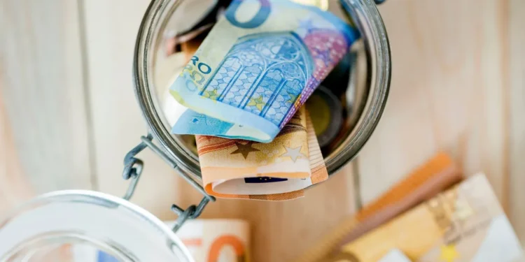 ΓΣΕΕ: Σήμερα η καταβολή του Δώρου Πάσχα – Τι πρέπει να κάνετε αν δεν το λάβετε