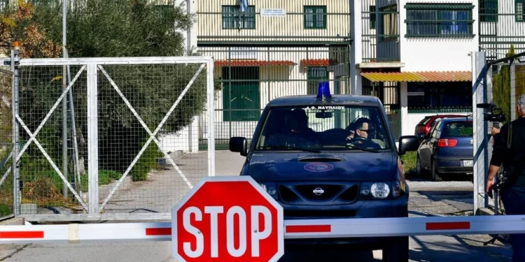 Αιματηρή συμπλοκή στις φυλακές Ναυπλίου: Πέντε τραυματίες, επτά συλλήψεις