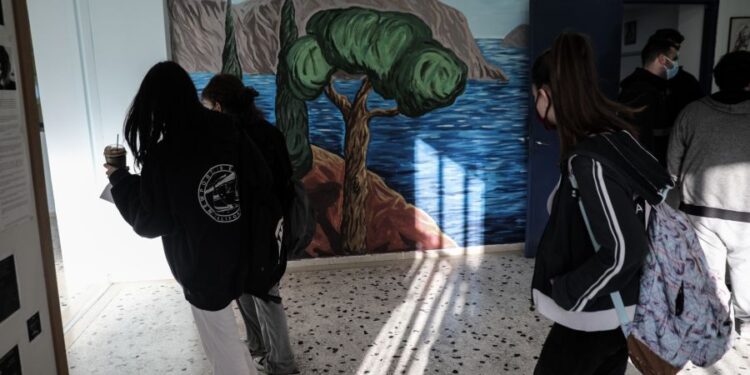 Στις 3 και 4 Μαΐου οι εξετάσεις στα Πρότυπα και Ωνάσεια Σχολεία
