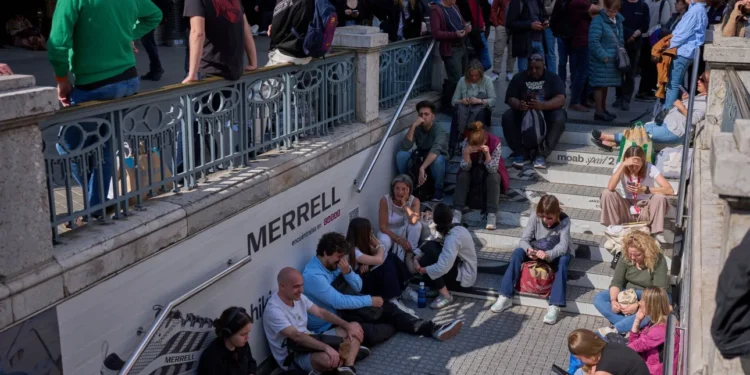 Γιατί έσβησαν τα φώτα σε Ισπανία και Πορτογαλία – Τι σημαίνει για την Ευρώπη