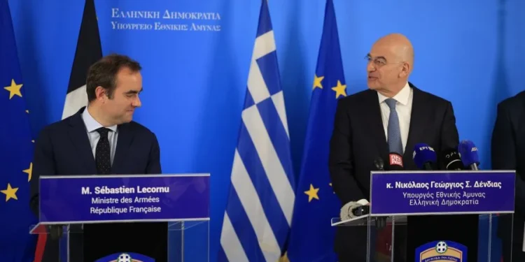 Δένδιας – Λεκορνί: Υπεγράφη η σύμβαση για 16 πυραύλους Exocet