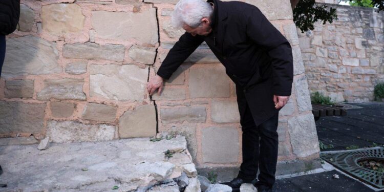 Ηράκλειο: Τα σενάρια για τις εκτεταμένες ρηγματώσεις στις Βούτες – Σήμερα οι αποφάσεις