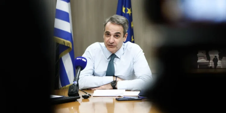 Στο Υπ. Παιδείας ο Πρωθυπουργός – «Προχωρούν 10.000 προσληψεις εκπαιδευτικών»