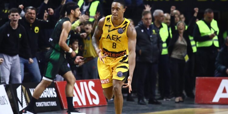 Η ΑΕΚ κέρδισε 76-69 τη Ναντέρ για το BCL