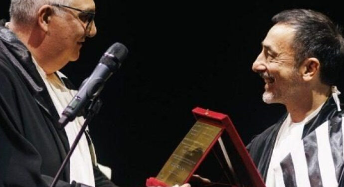 Αναγόρευση του Δημήτρη Παπαϊωάννου ως επίτιμου διδάκτορα στο Πανεπιστήμιο Θεάτρου και Κινηματογράφου “I.L. Caragiale” του Βουκουρεστίου