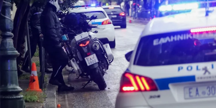 Γυναικοκτονία στις Αχαρνές: Νεκρή 79χρονη στο σπίτι της – Συνελήφθη ο ηλικιωμένος σύζυγός της