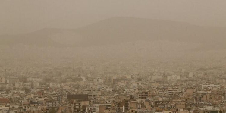 Έρευνα: Ατμοσφαιρική ρύπανση: Πάνω από τα επιτρεπόμενα όρια σε ελληνικές πόλεις – Τι δείχνουν τα στοιχεία
