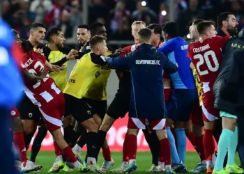 Ολυμπιακός – ΑΕΚ: Με τρεις αγωνιστικές τιμωρήθηκαν Κάρμο, Πασχαλάκης, Μαρσιάλ και Μουκουντί