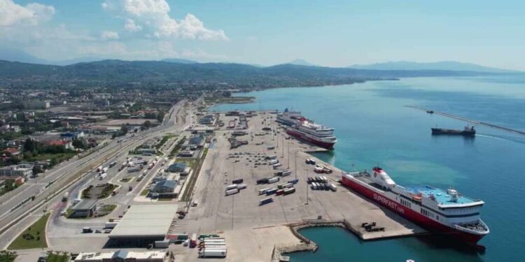 Πάτρα: Νεκρή 47χρονη ναυτικός – Την παρέσυρε νταλίκα