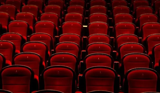 «Έφοδος» της ΕΛ.ΑΣ. σε μαθητική παράσταση στην Ιεράπετρα – Είχε προηγηθεί ανώνυμη καταγγελία