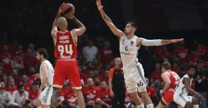 Euroleague: Ο Ολυμπιακός κέρδισε εύκολα με 84-72 τη Ρεάλ Μαδρίτης στο ΣΕΦ