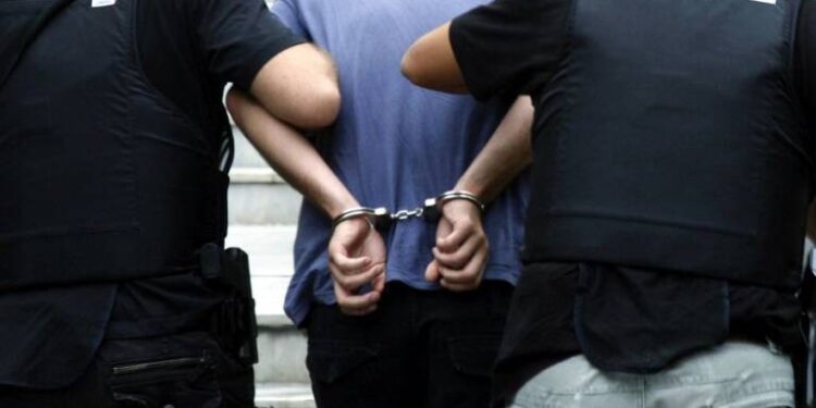 Πολυτεχνειούπολη – επεισόδια: Συνελήφθη 34χρονος που φέρεται να χτύπησε την ιδιοκτήτρια του κυλικείου